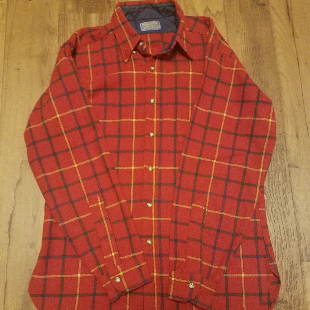 Pendleton 100% Virgin Wool Long Sleeve Button Down